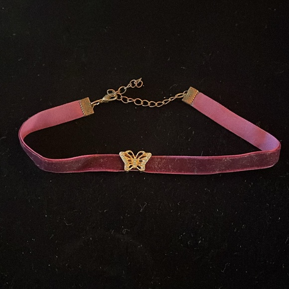 Chokers - Picture 7 of 8